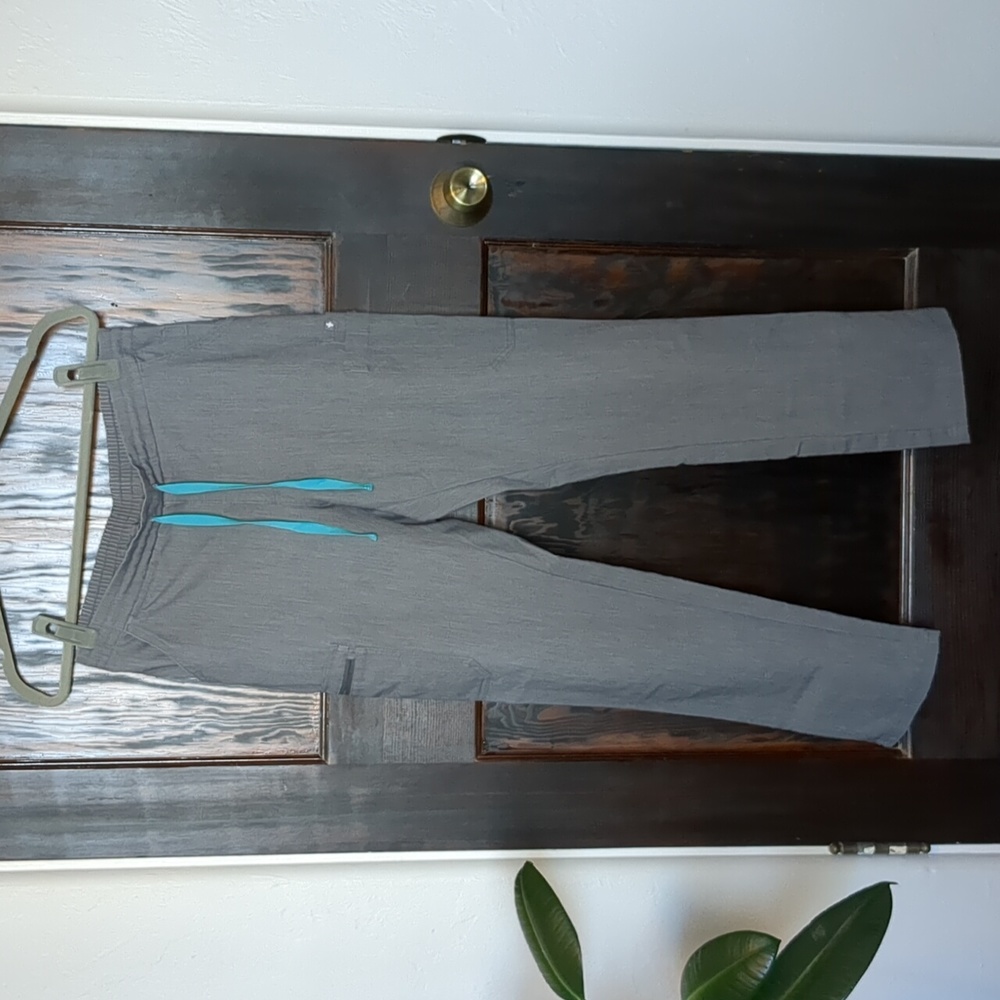 FIGS Yola Skinny Scrub Pants